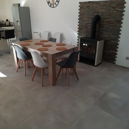 Angellius Holiday home